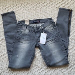 NWT Levi's Skinny Jeans
